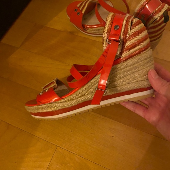 Sandal heals - Picture 2 of 3